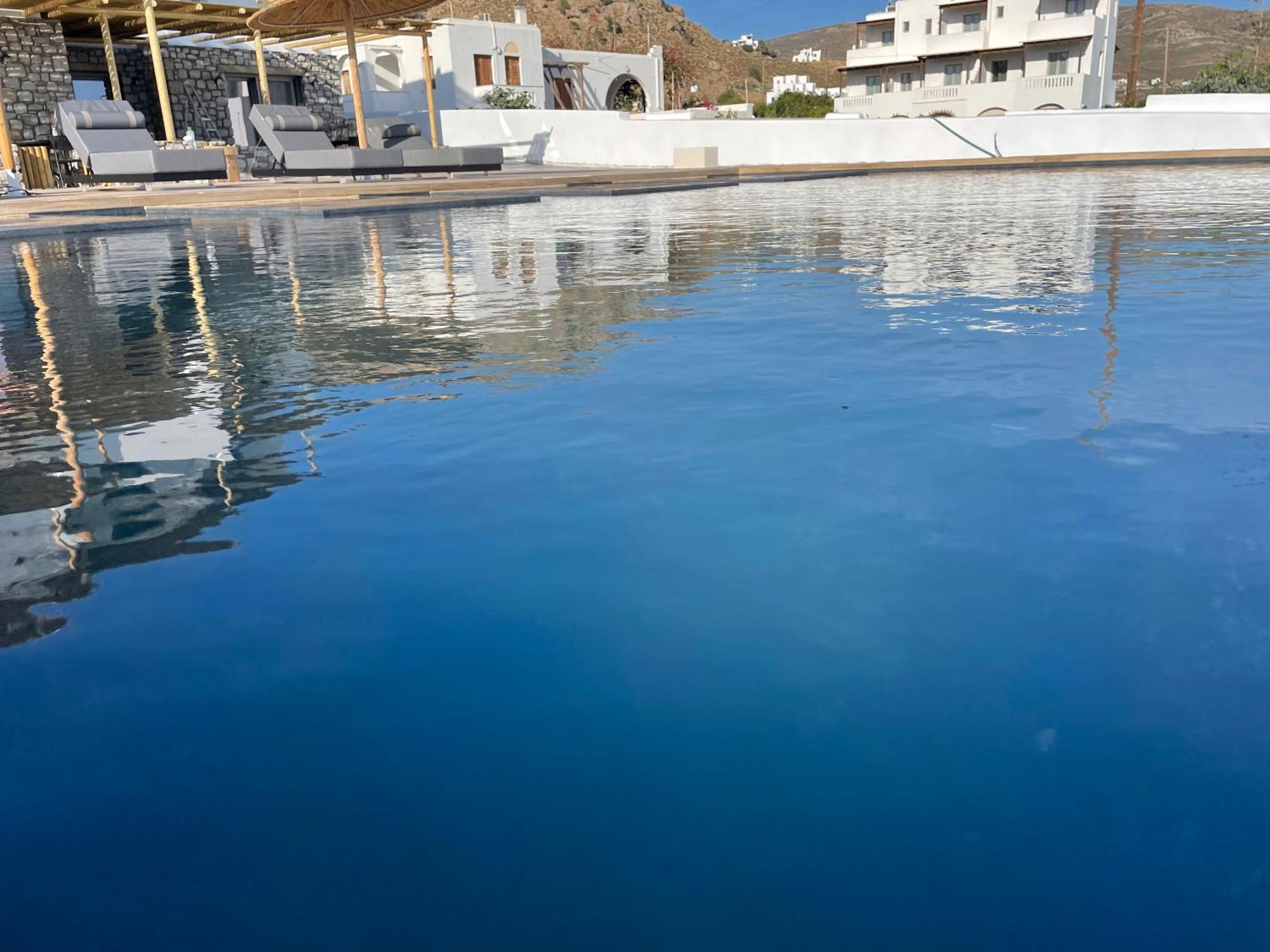 Latramys Suites Mikri Vigla Exterior foto